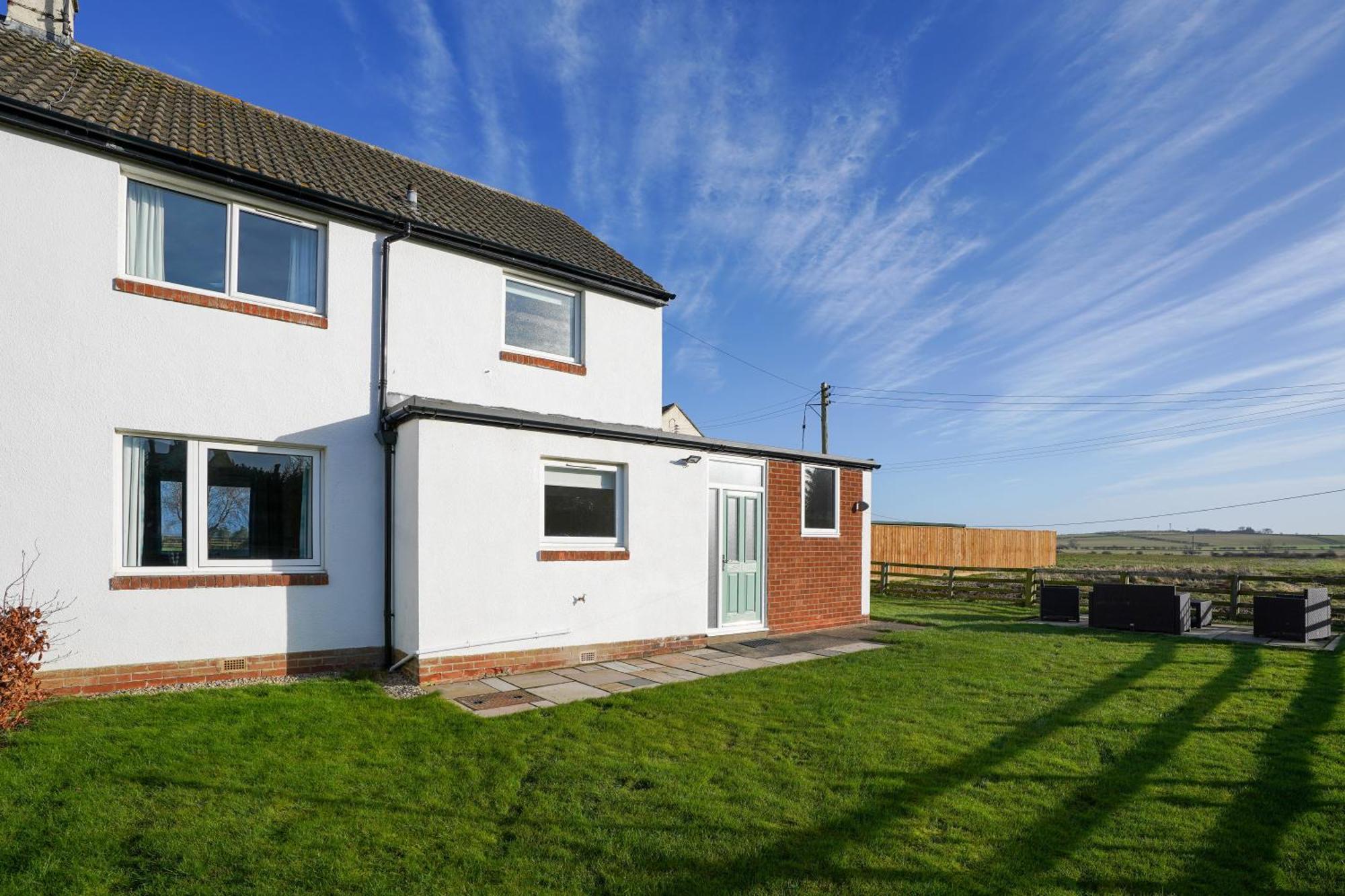 Holiday home The Birdhouse Family With Countryside Views Beal